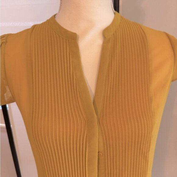 H&M Golden Blouse Mustard Yellow Top Accordian Bodice Excellent Condition - Picture 1 of 7